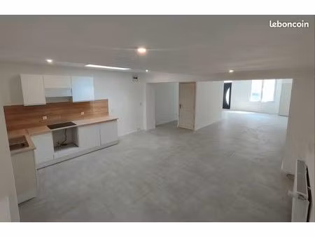 maison entièrement rénovée – 3 chambres + bureau – beaux volumes