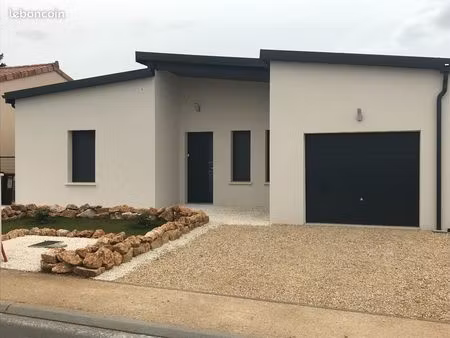 a louer maison poitiers la mérigotte 111m2. libre au 01/07/ 2026