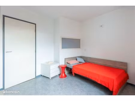 location etudiante t3 - arènes