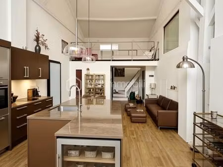 loft de 207 m² à l'ile-saint-denis