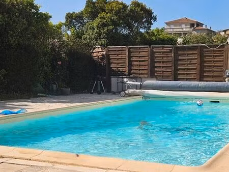 villa 150 m2 avec piscine