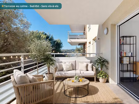 antibes  2 pièces récent avec terrasse au calme et double parking