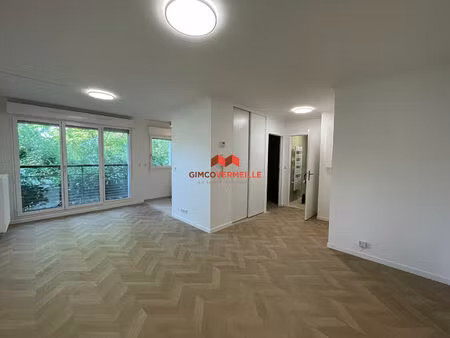 appartement 2 pièces (entièrement rénové)