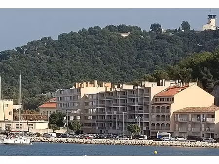 * proche plage & port * appartement 3 pièces * terrasse avec vue * (83430) saint mandrier 
