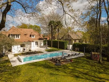 maison à vendre à lons avec piscine