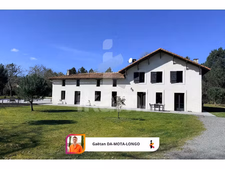 propriété d'exception sur plus d'un hectare entièrement cons