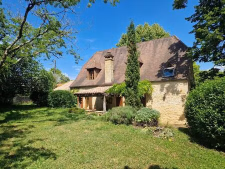les eyzies - maison périgourdine de 5 chambres et piscine avec vue sur la vallée