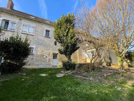 charmante maison à montjavoult 5 pièces