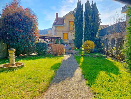 maison unieux 4 pièce(s) 192m2