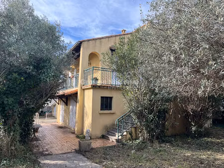 villa beaucaire 6 pièce(s) 130 m2