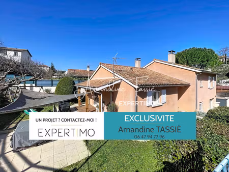 villa rénovée proche du collège