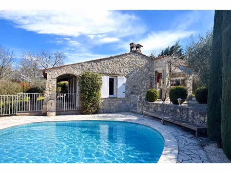 exclusivite proche fayence villa de plain-pied en pierre ter