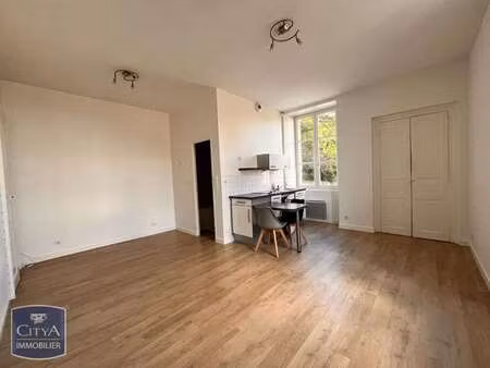 location appartement t1 à laval (53000) : à louer t1 / 26m² laval