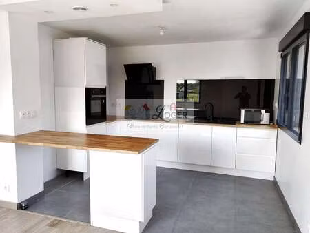 location maison colocation à carquefou (44470) : à louer colocation / 125m² carquefou