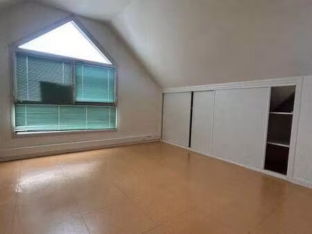 location bureaux et commerces à sarzeau golfe-nord (56370) : à louer / 40m² sarzeau golfe-