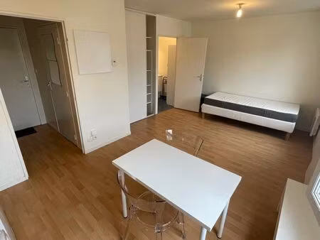 à vendre studio 27m2 + garage mordelles centre