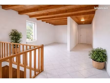 t3 112m² lumineux au calme – grand espace + jardin