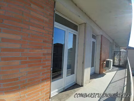 caussade appartement t1 avec balcon