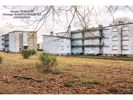 immeuble à vendre la guiche 68 pièce(s) 1400m2 250 000€