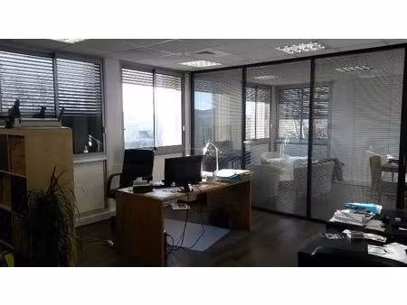 vente bureaux 88 m²
