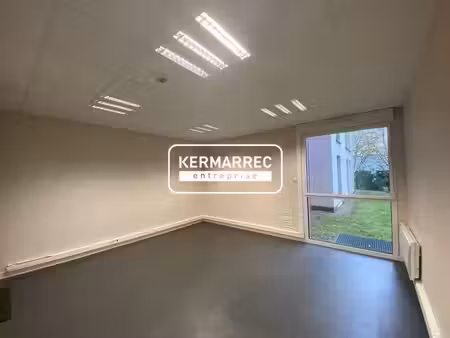 vente bureaux le rheu 35650 46m² à 166m²