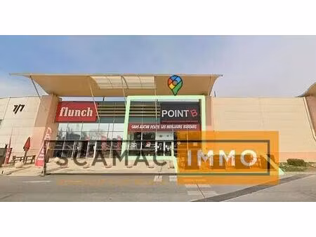 location commerce avignon 84000 610m²