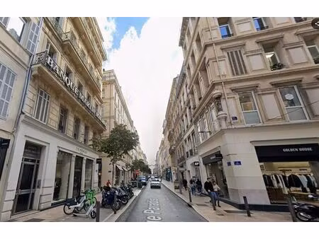 location commerce marseille 13001 72m²
