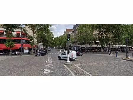 location commerce 70 m²