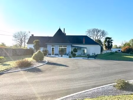 maison gennes val de loire 7 pièce(s) 175 m2