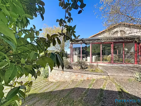 maison avec terrain  piscine et dependances