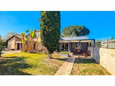 vente maison 8 pièces 160 m² sainte-colombe-en-bruilhois (47310)