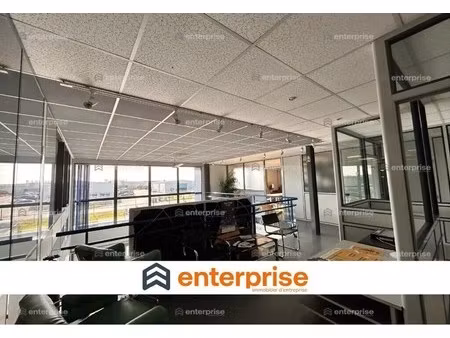 location bureaux 120 m²