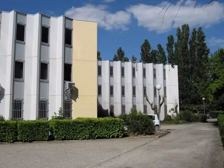 location bureaux 303 m²