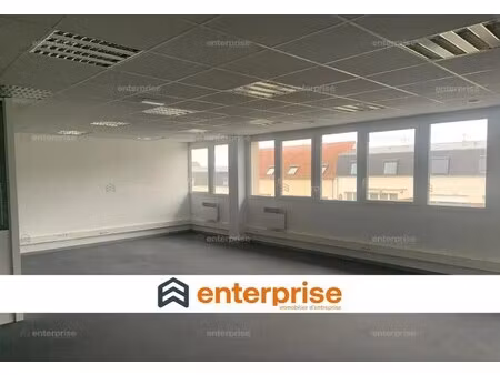 location bureaux 98 m²