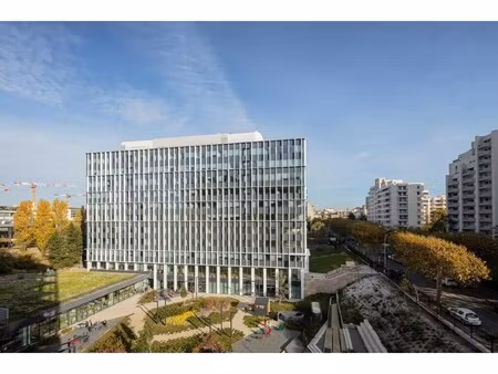 location bureaux 200 m² à 3 595 m²