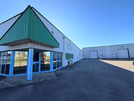 vente entrepôt 2 000 m²