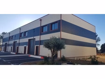 vente local d'activités 231 m²