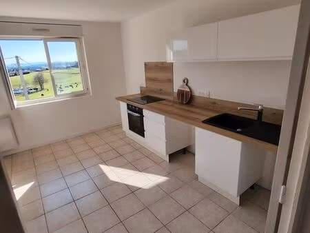 appartement 3 pièces 45 m²