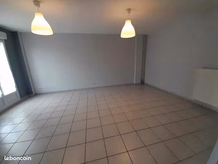appartement 3 pièces 75 m²