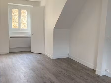 villabé centre 2 pièces à louer