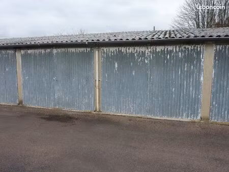 garage à louer à paray le monial