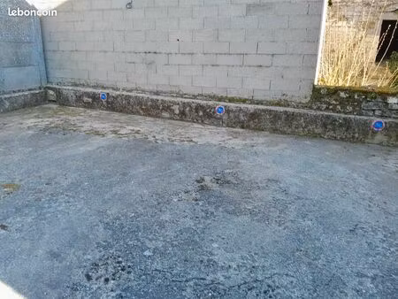 loue places de parking