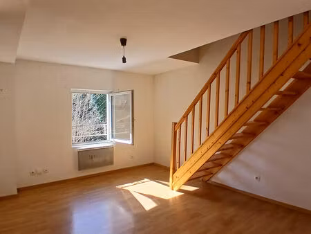 appartement 2 pièces 54 m² à louer fraisans 39700 ? | era immobilier