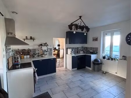 fermette avec terrain