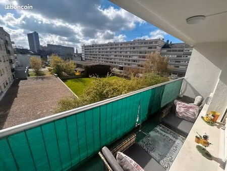 f3 metz devant-les-ponts 61m2 - balcon