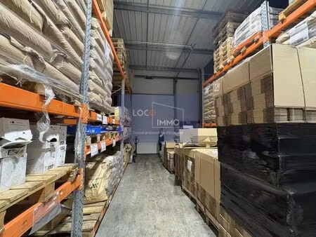 vente local d'activités 453 m²