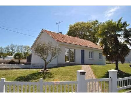 vente maison à treize-septiers (85600) : à vendre / 87m² treize-septiers