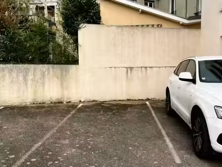 vente parking 13 m²