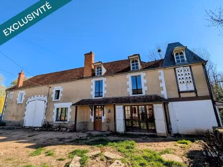 belle longère avec ses nombreuses dépendances