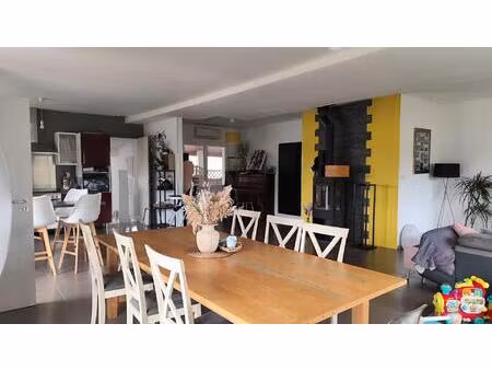 maison 8 pièces  dépendances 500 m²  grand terrain